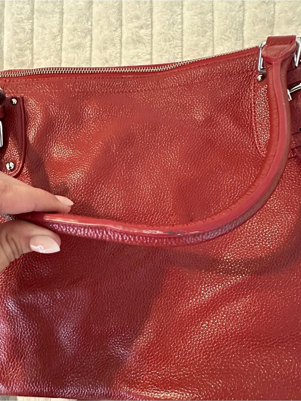 HESHE Pebble Genuine Leather Red Handbag with Top Handles and Strap - Picture 8 of 11